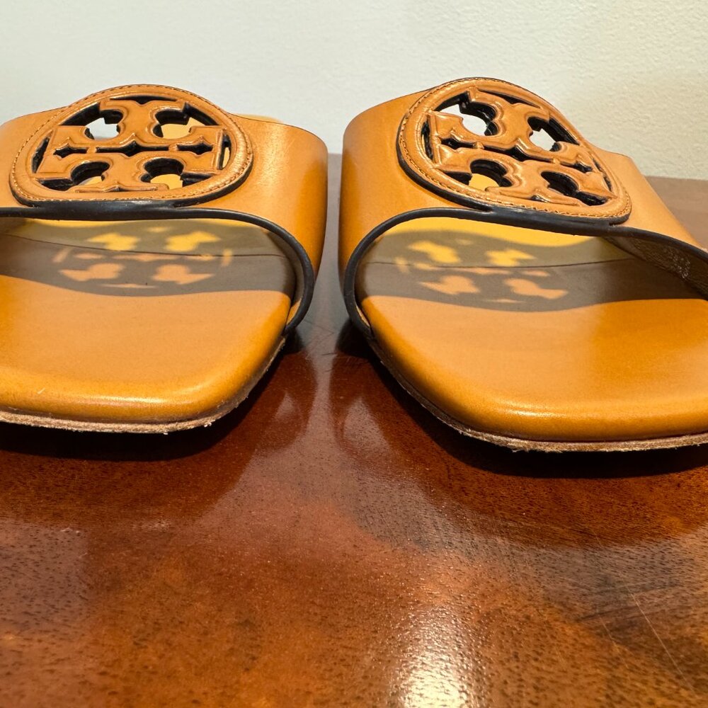 Tory Burch Bombe Miller Slide 25MM Sandal (Caramel) - Picture 8 of 8